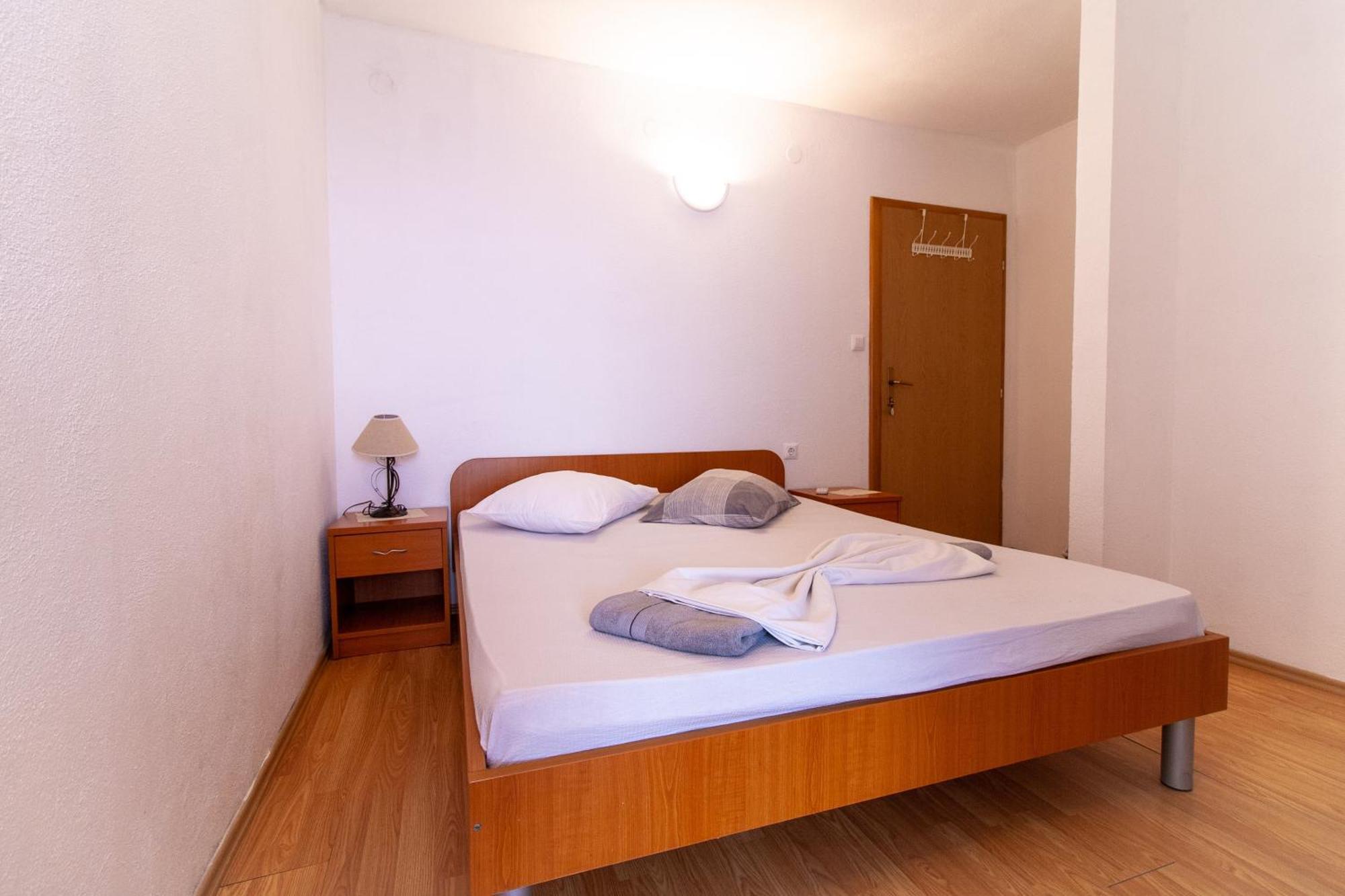 Apartments Laura نيوم الغرفة الصورة