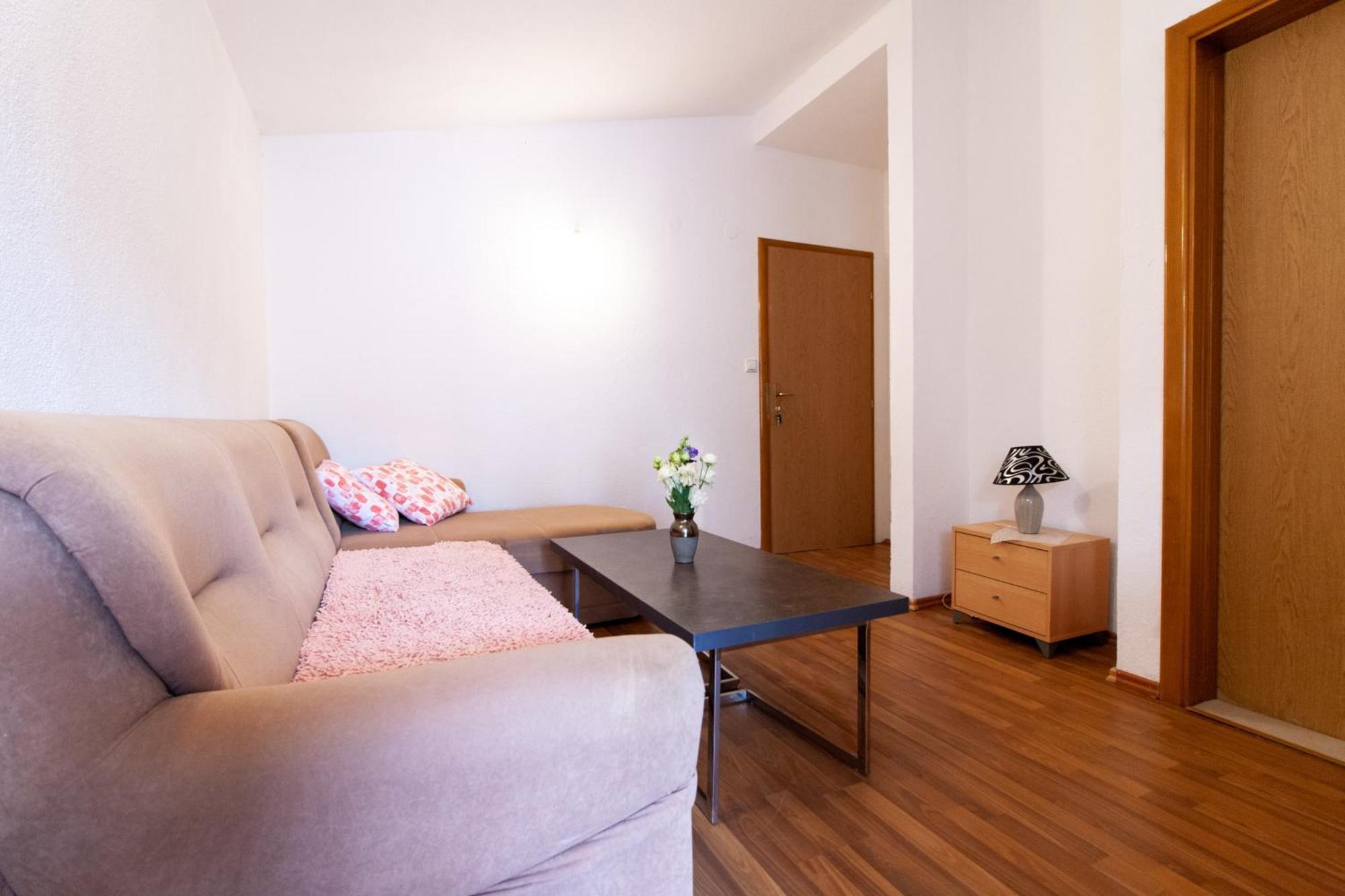 Apartments Laura نيوم الغرفة الصورة