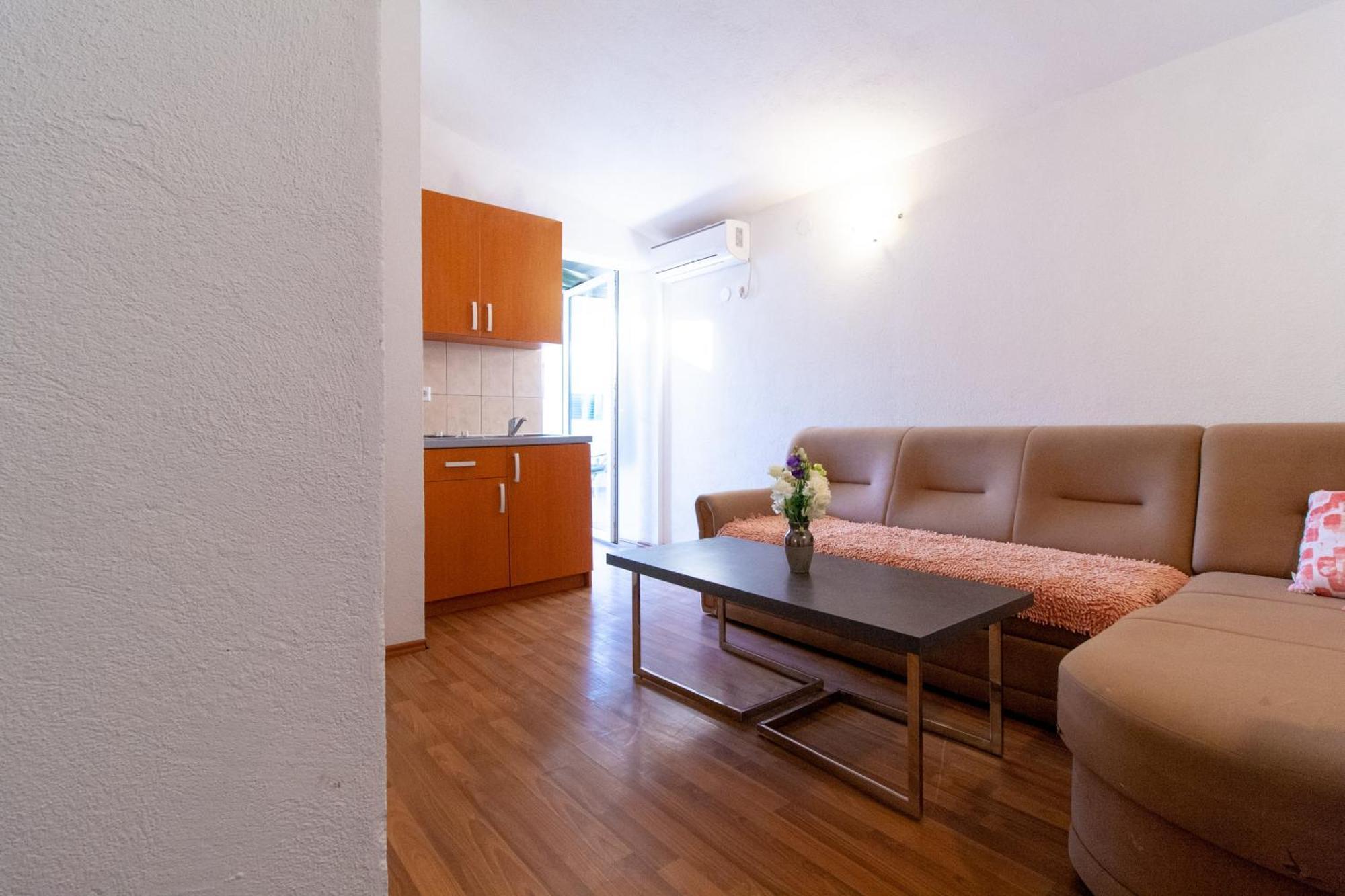 Apartments Laura نيوم الغرفة الصورة