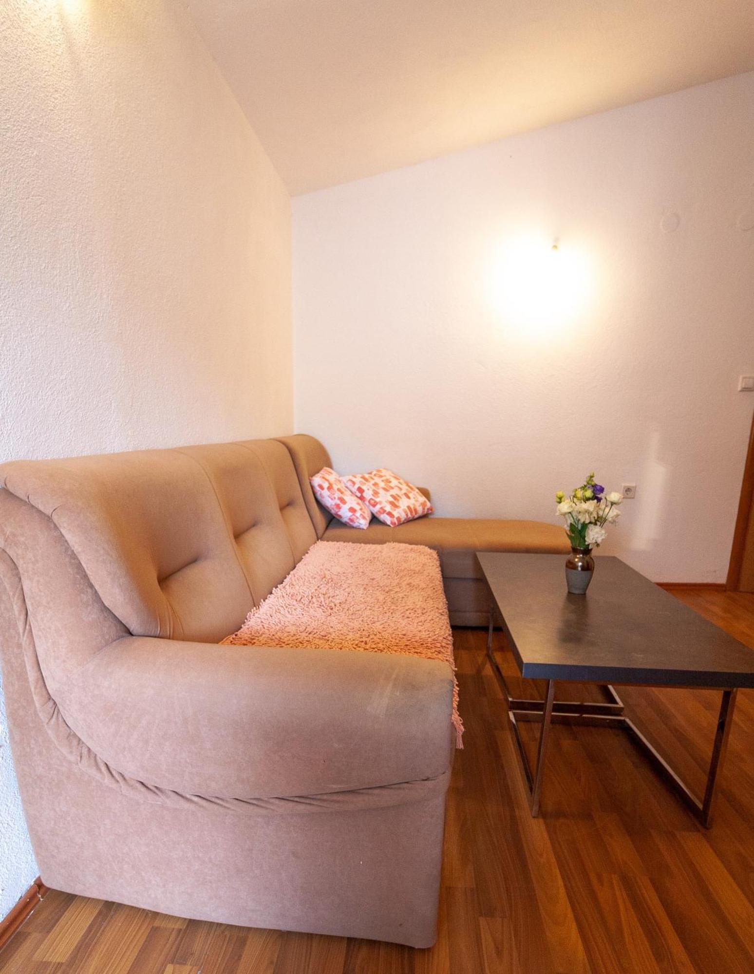 Apartments Laura نيوم الغرفة الصورة